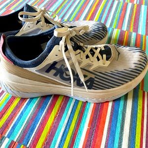 EUC Hoka Carbon X running shoes